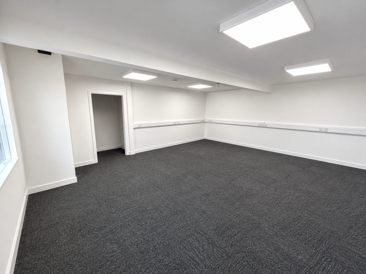Industrial Unit in Chard