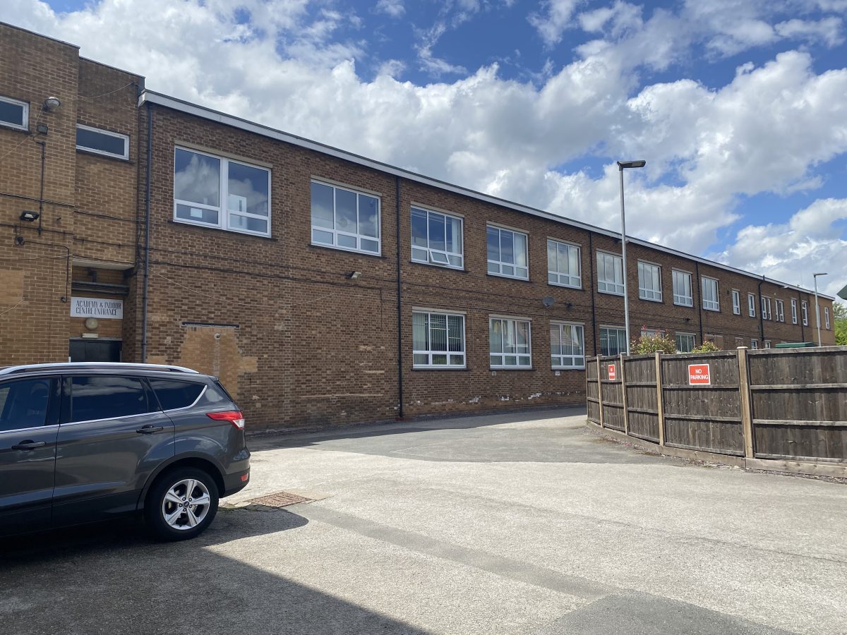 Commercial Property in Nottingham - photo 4