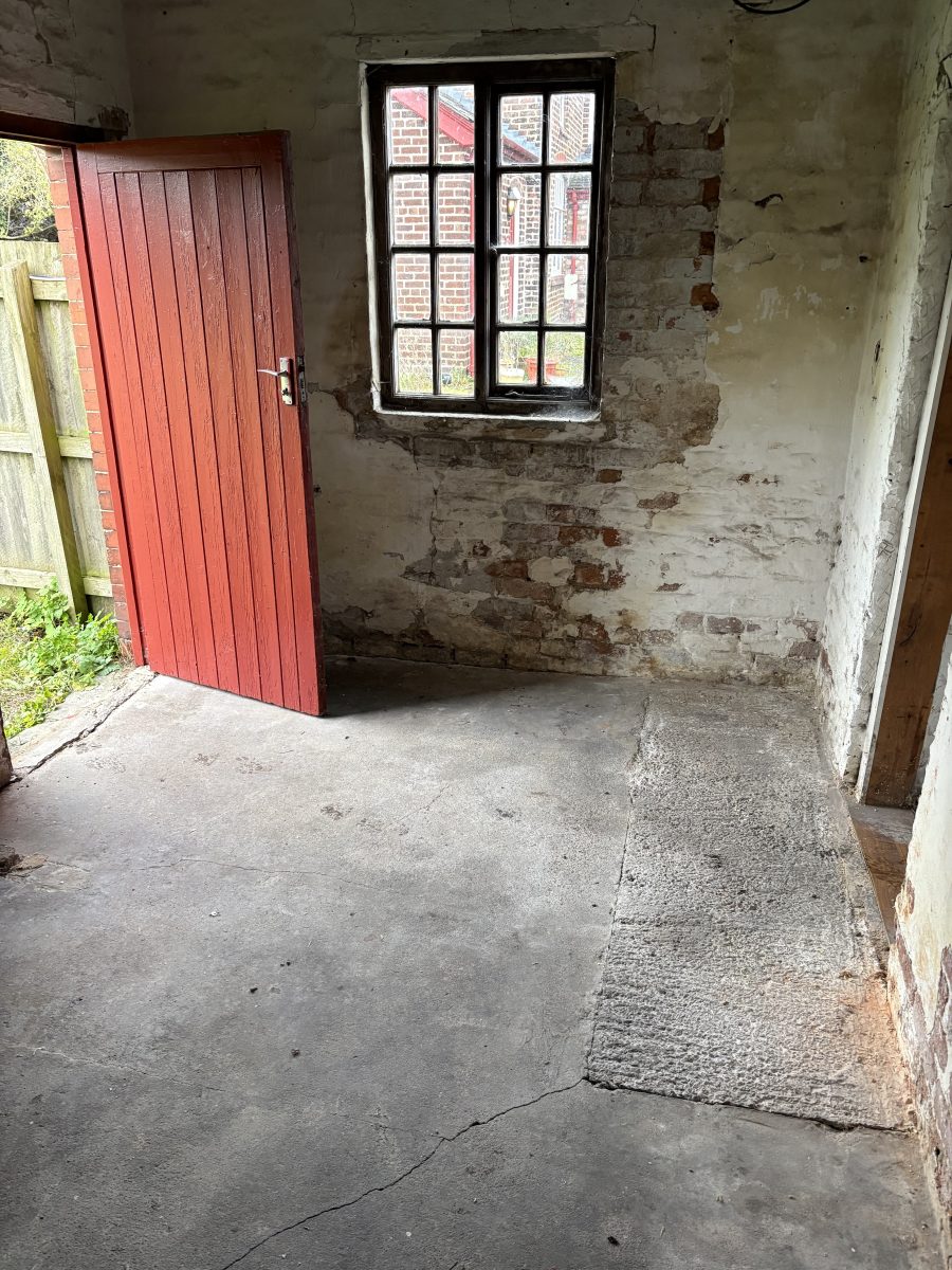 Commercial Property in Altrincham - photo 3