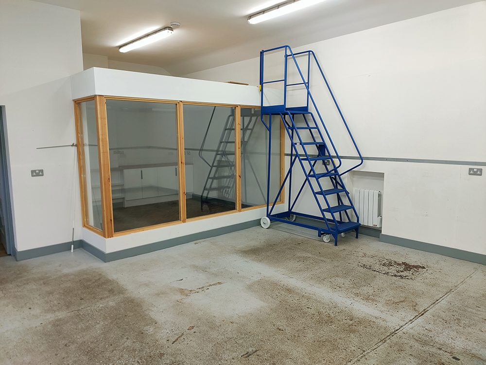 Commercial Property in Dorking - photo 2