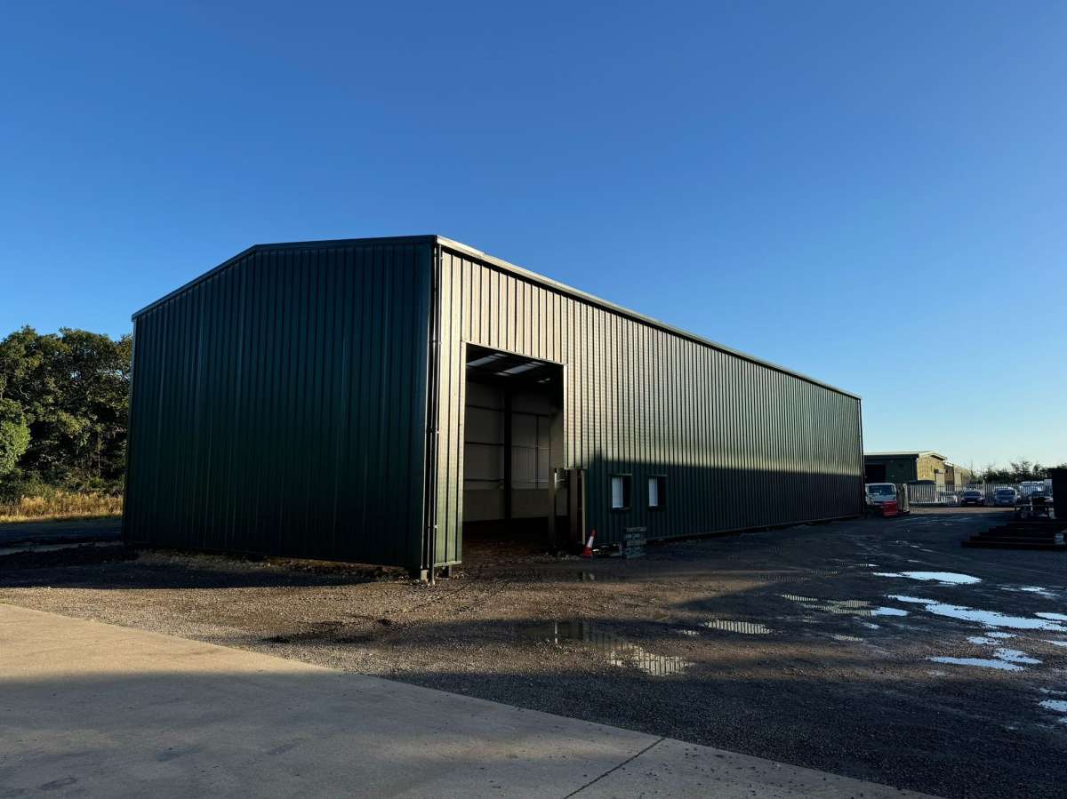 Industrial Unit to let Milton Keynes MK19 7DE,4600sq ft Boxpod