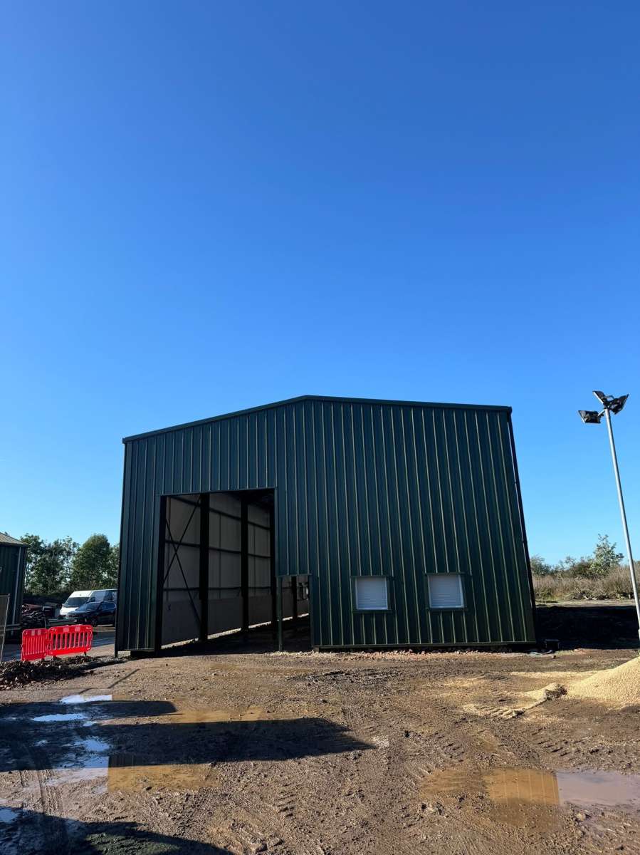 Industrial Unit to let Milton Keynes MK19 7DE,4600sq ft Boxpod