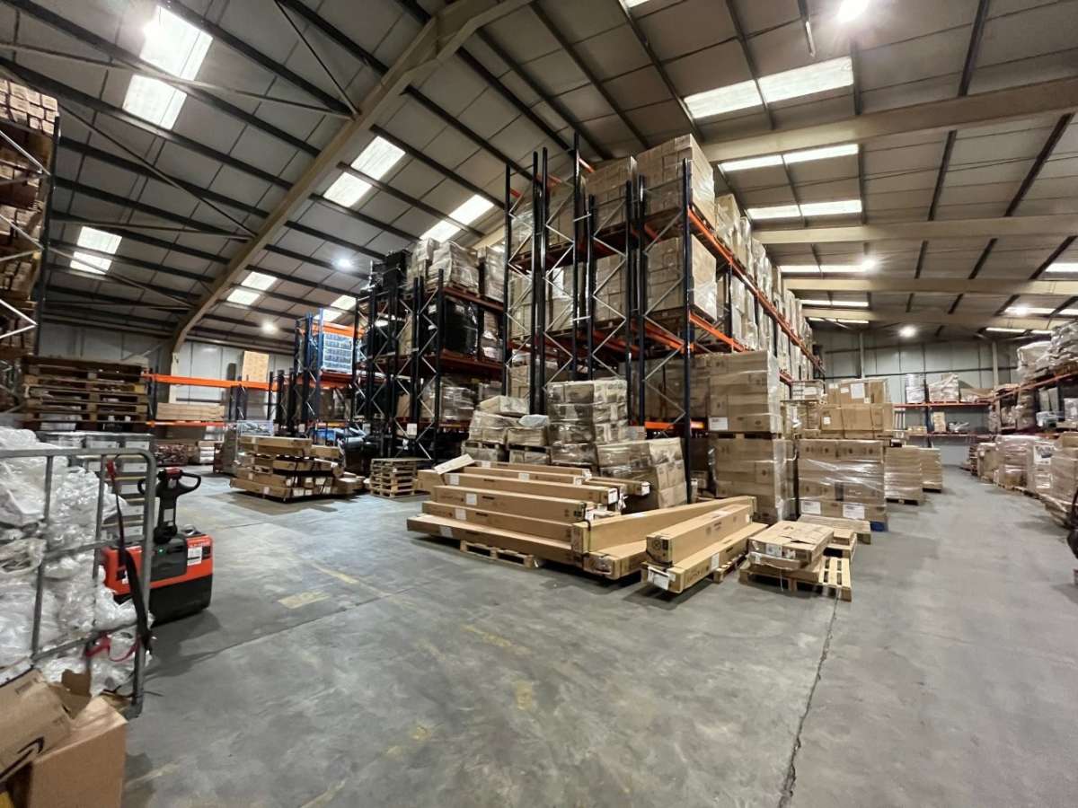 Industrial Unit in Earls Colne - photo 3