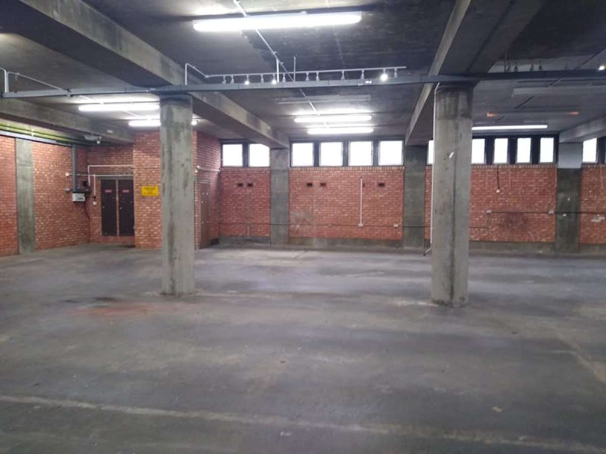 Industrial Unit in Hackney - photo 3