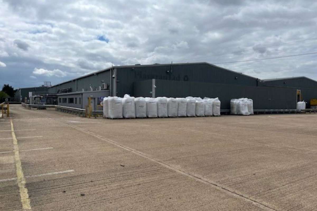 Industrial Unit in March - photo 3