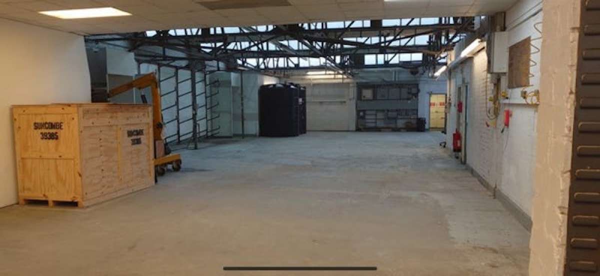 Industrial Unit in Enfield - photo 3