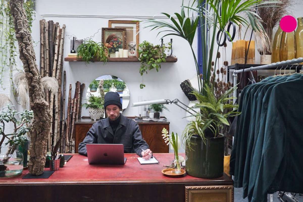 Industrial Unit in London - photo 4