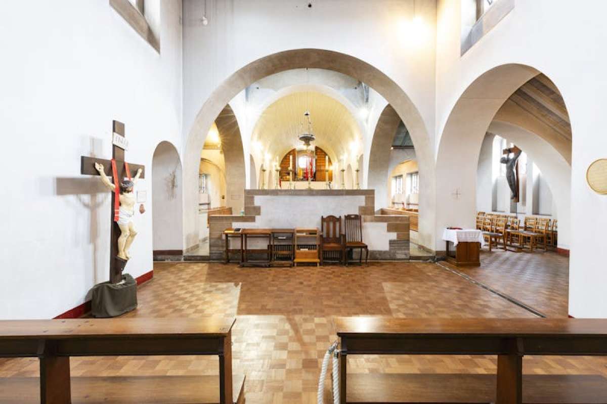 Industrial Unit in London - photo 3