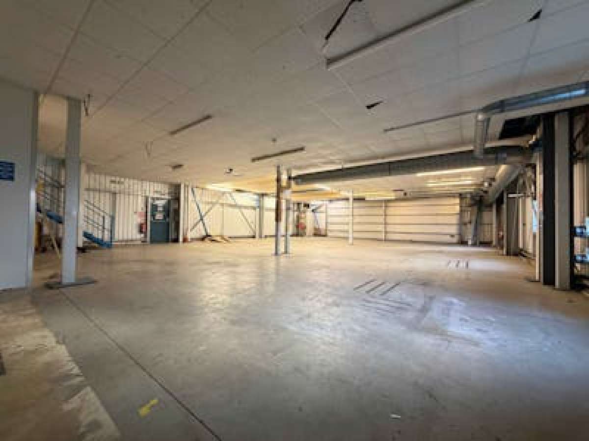 Industrial Unit in Southampton - photo 4