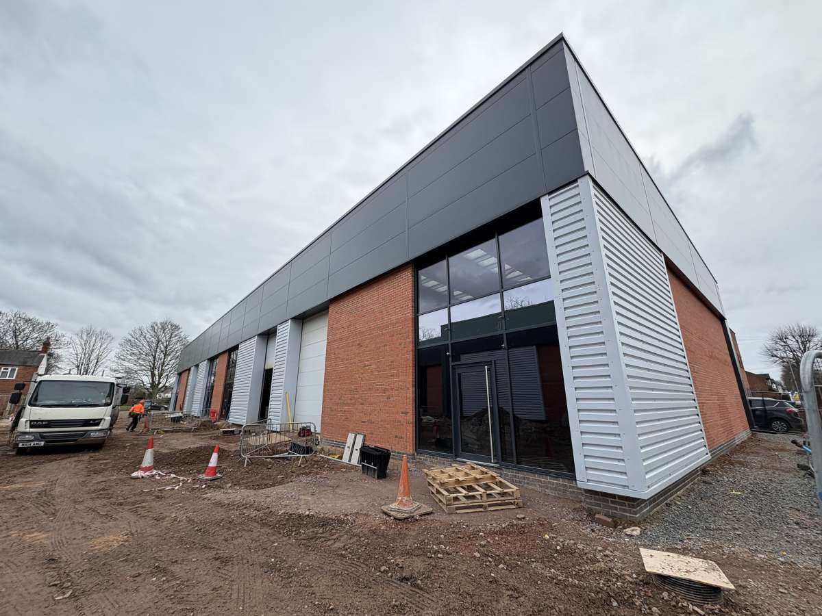 Industrial Unit in Leicester - photo 3