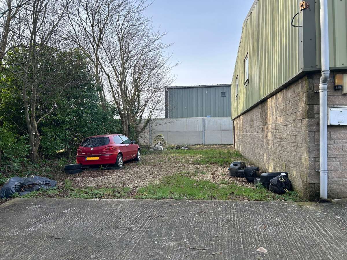 Industrial in Somerton