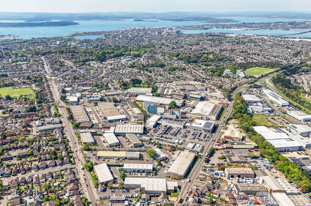 Industrial Unit in Poole - photo 3