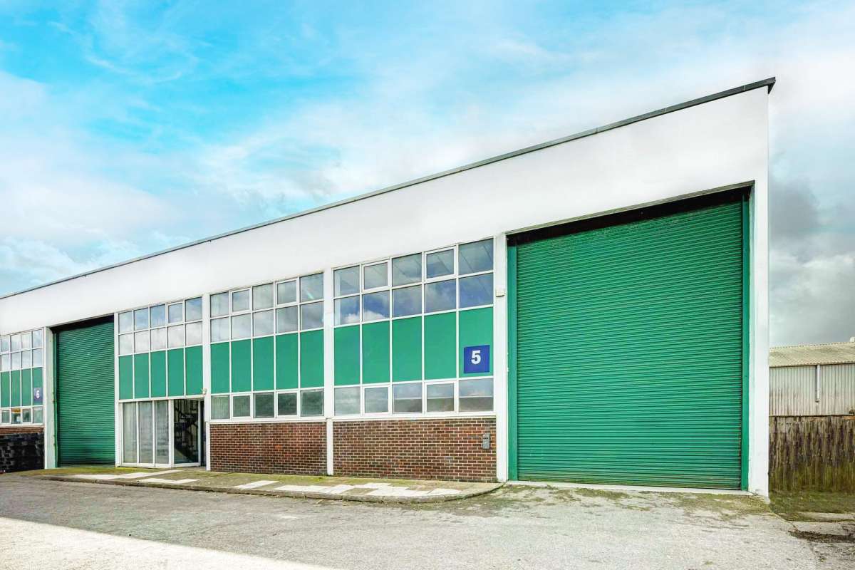 Industrial Unit in Southampton - photo 3