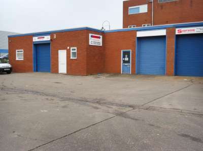 Industrial Unit To Let, Kingswinford
