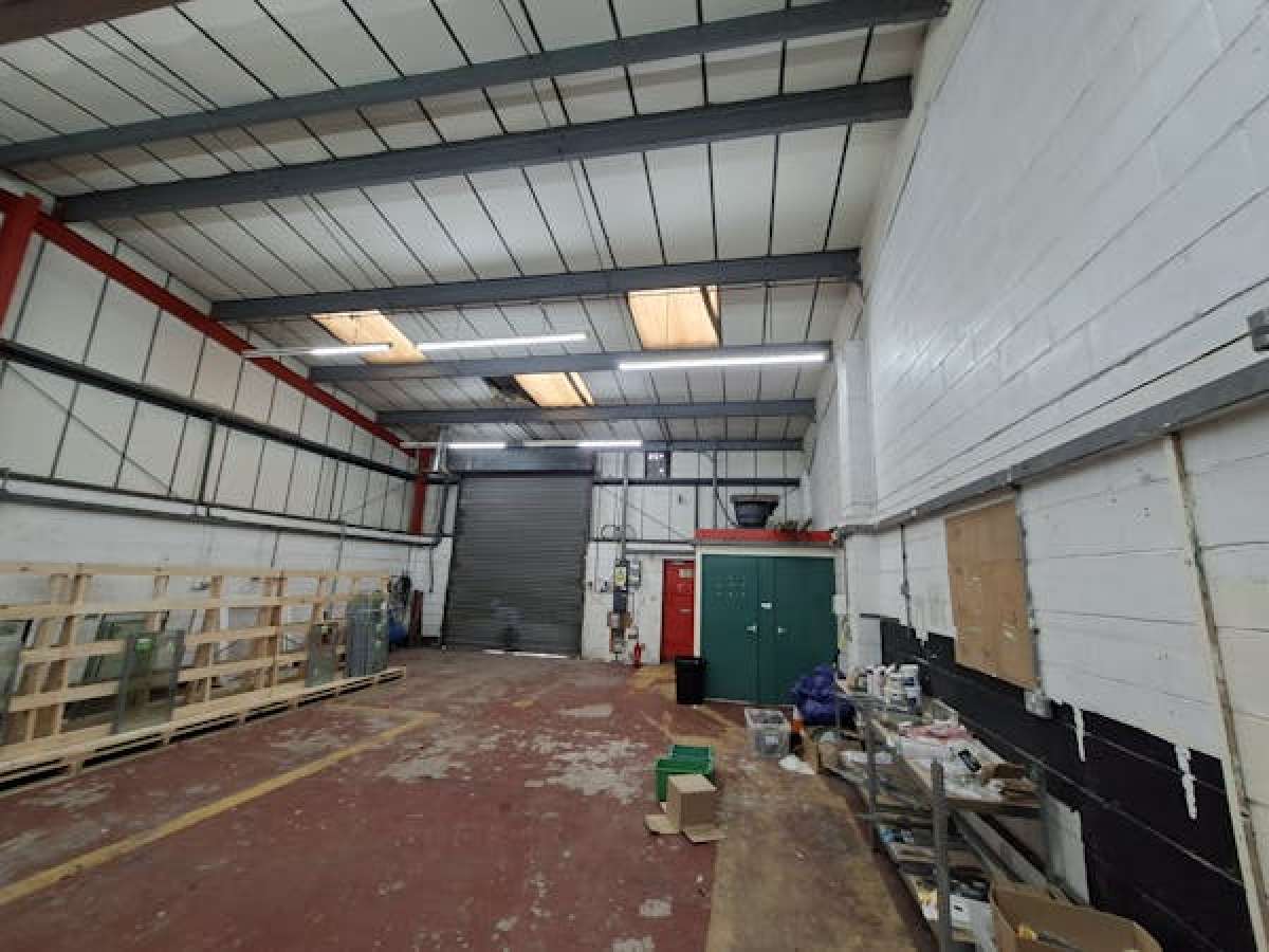 Industrial Unit in Nottingham - photo 2