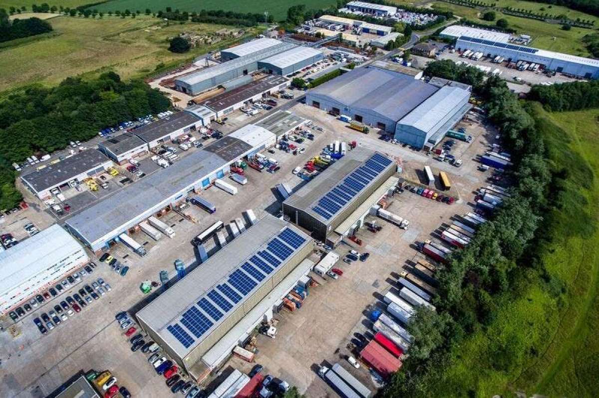 Industrial Unit in Hythe - photo 3