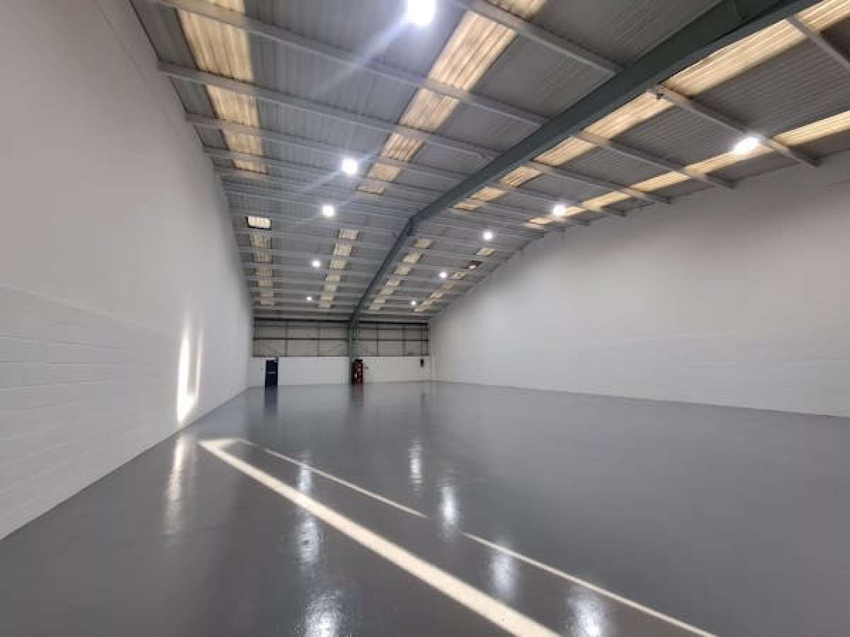 Industrial Unit in Droitwich - photo 3