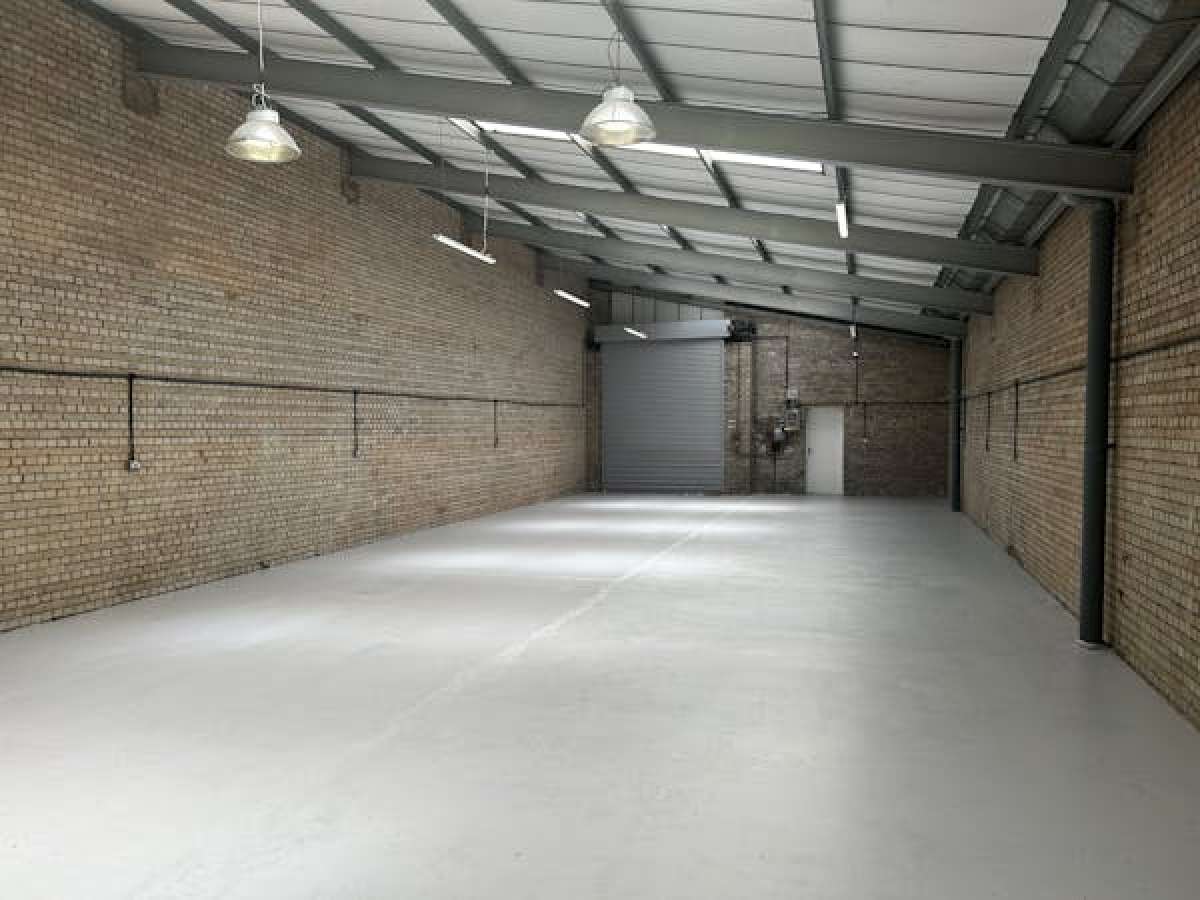 Industrial Unit in Halesowen - photo 2