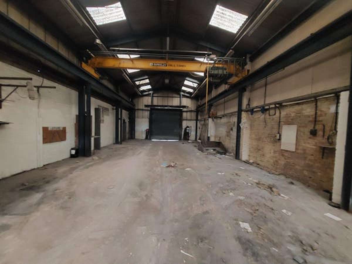 Industrial Unit in Oldbury - photo 3