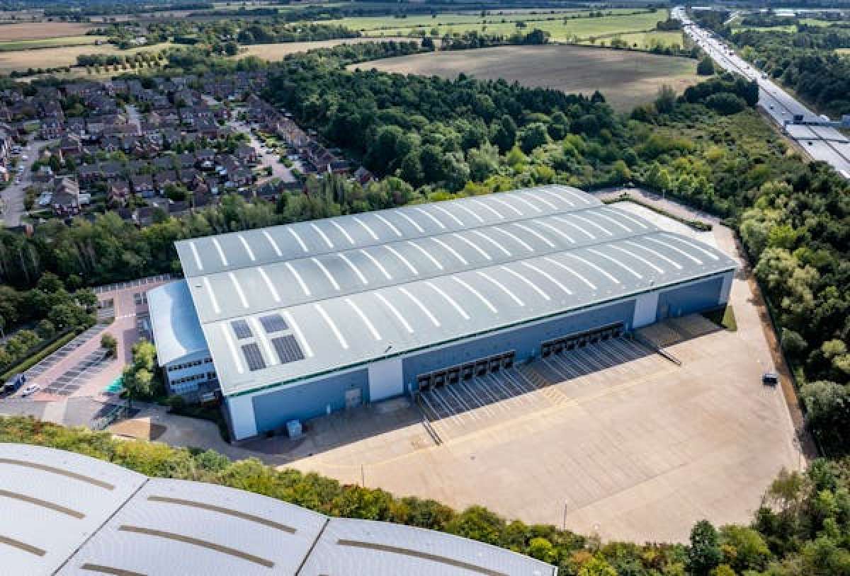 Industrial Unit To Let, Northampton