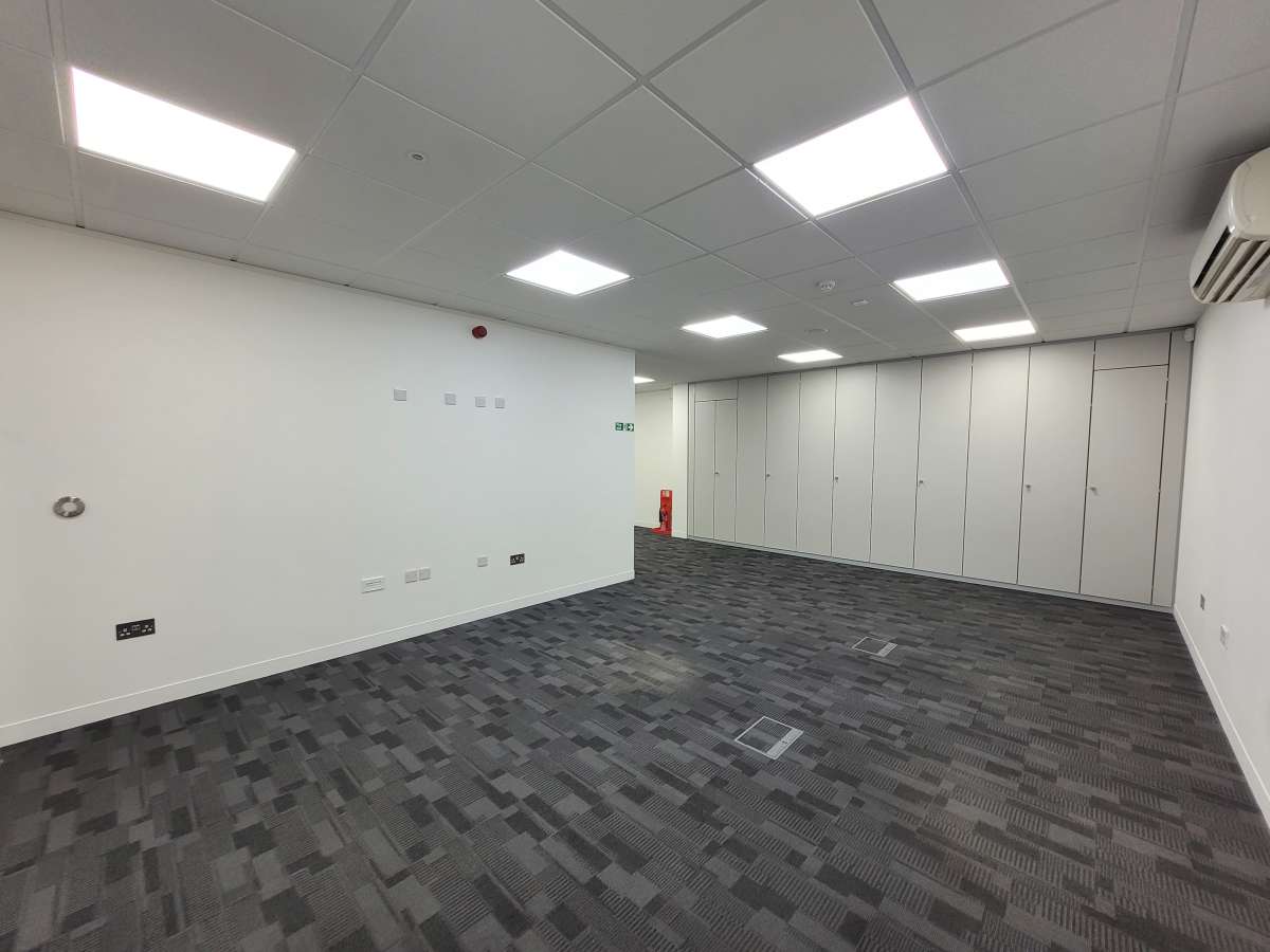 Industrial Unit in Swavesey - photo 4