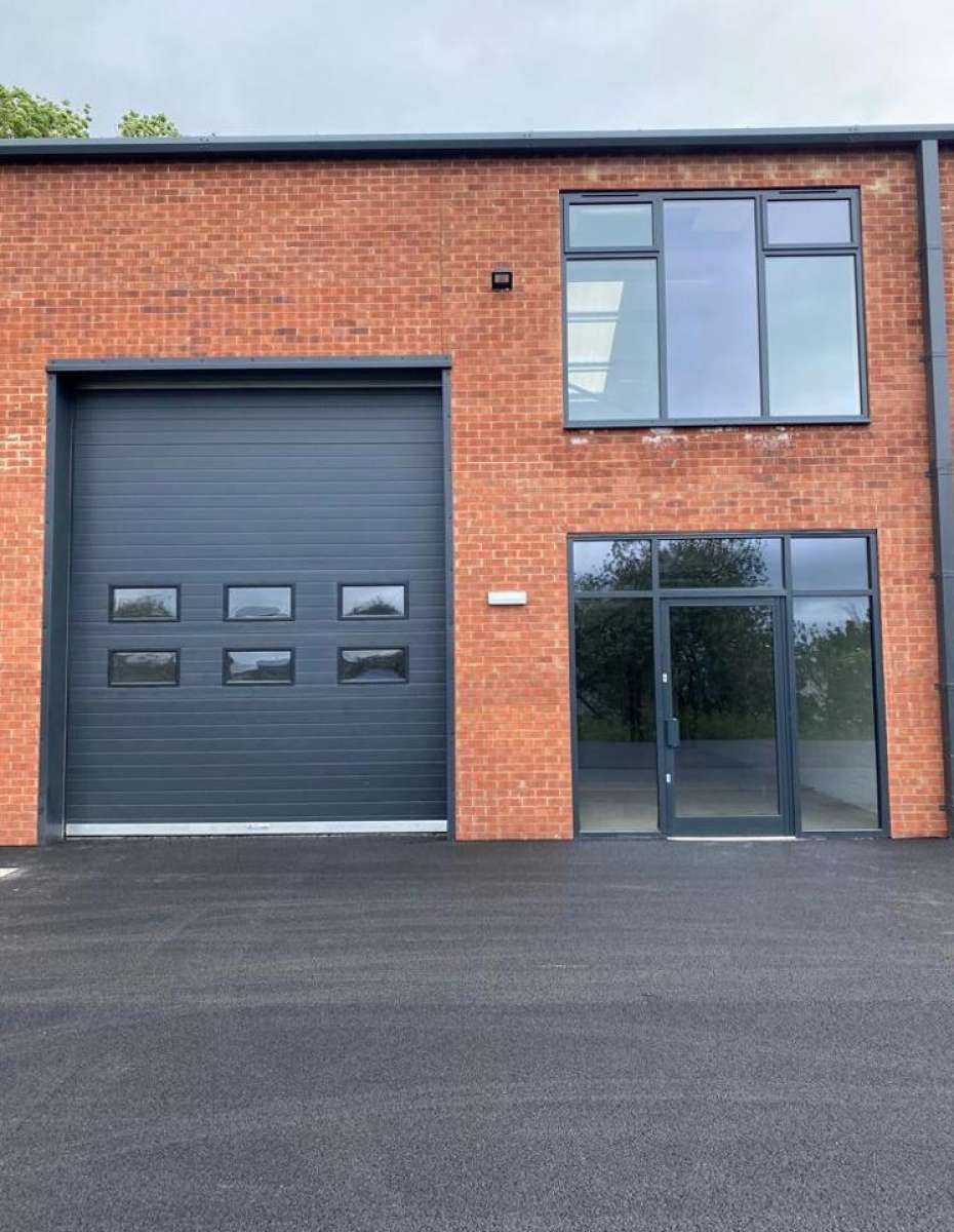 Industrial Unit in Northampton - photo 2