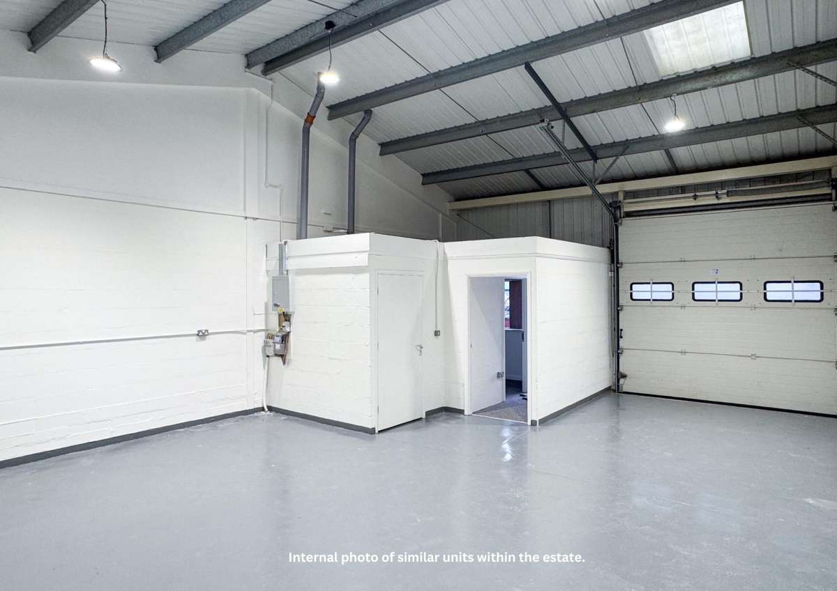 Industrial Unit in Bodmin - photo 3