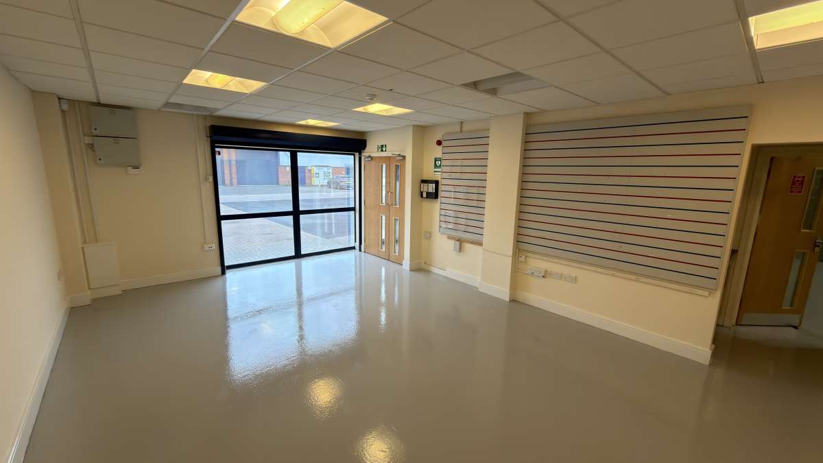 Industrial Unit in Pride Park - photo 2