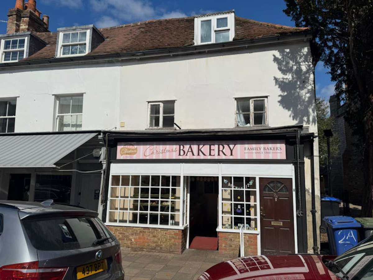 Industrial in Chertsey