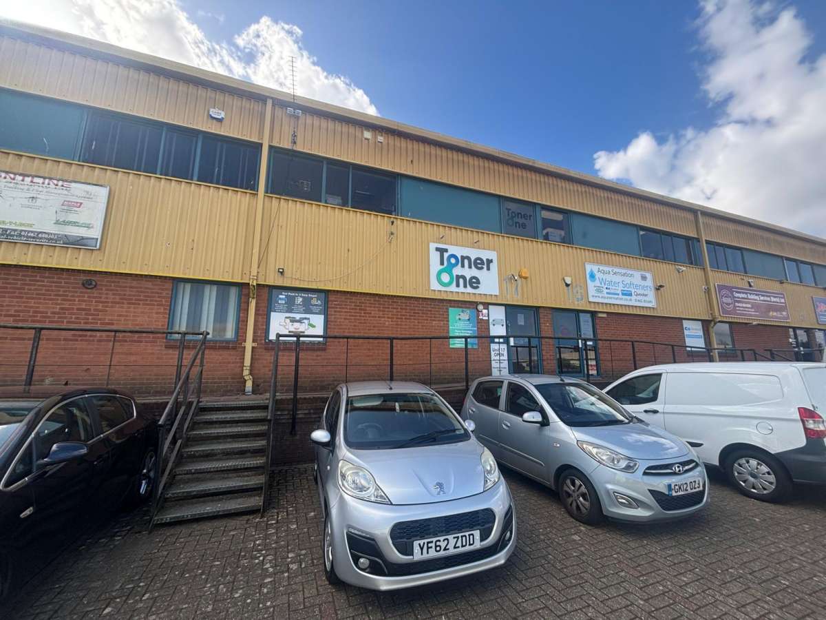 Industrial Unit To Let, Letchworth Garden City