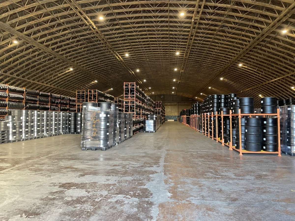 Industrial Unit in Chippenham - photo 2