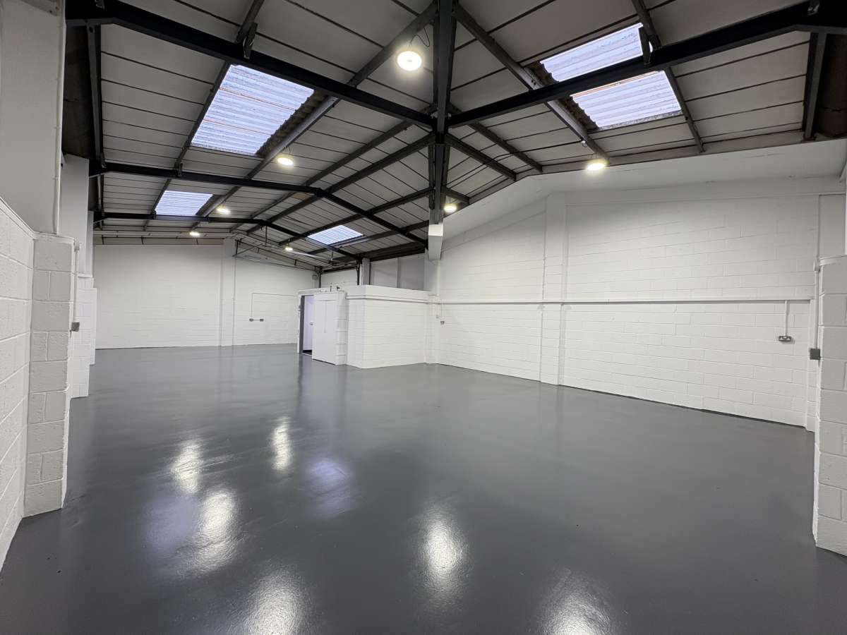 Industrial Unit in Northampton - photo 2