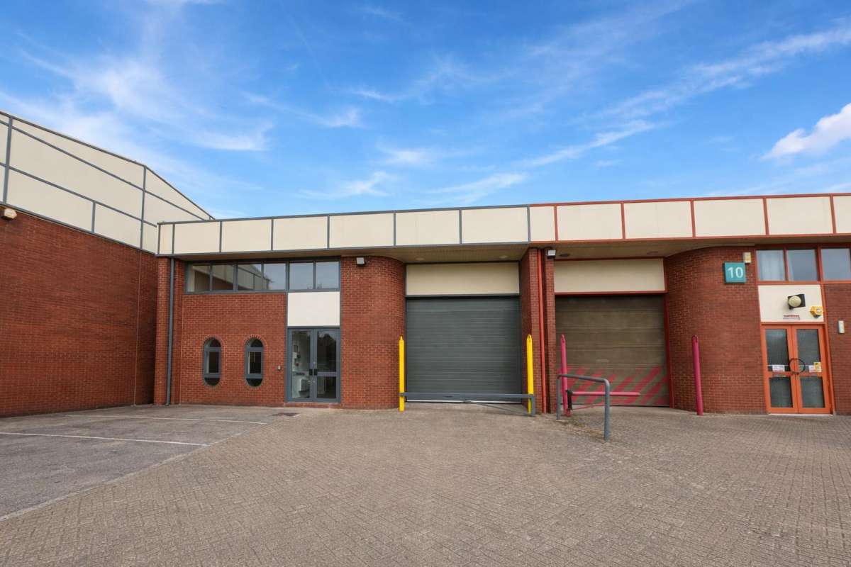 Industrial Unit in Old Wolverton - photo 4