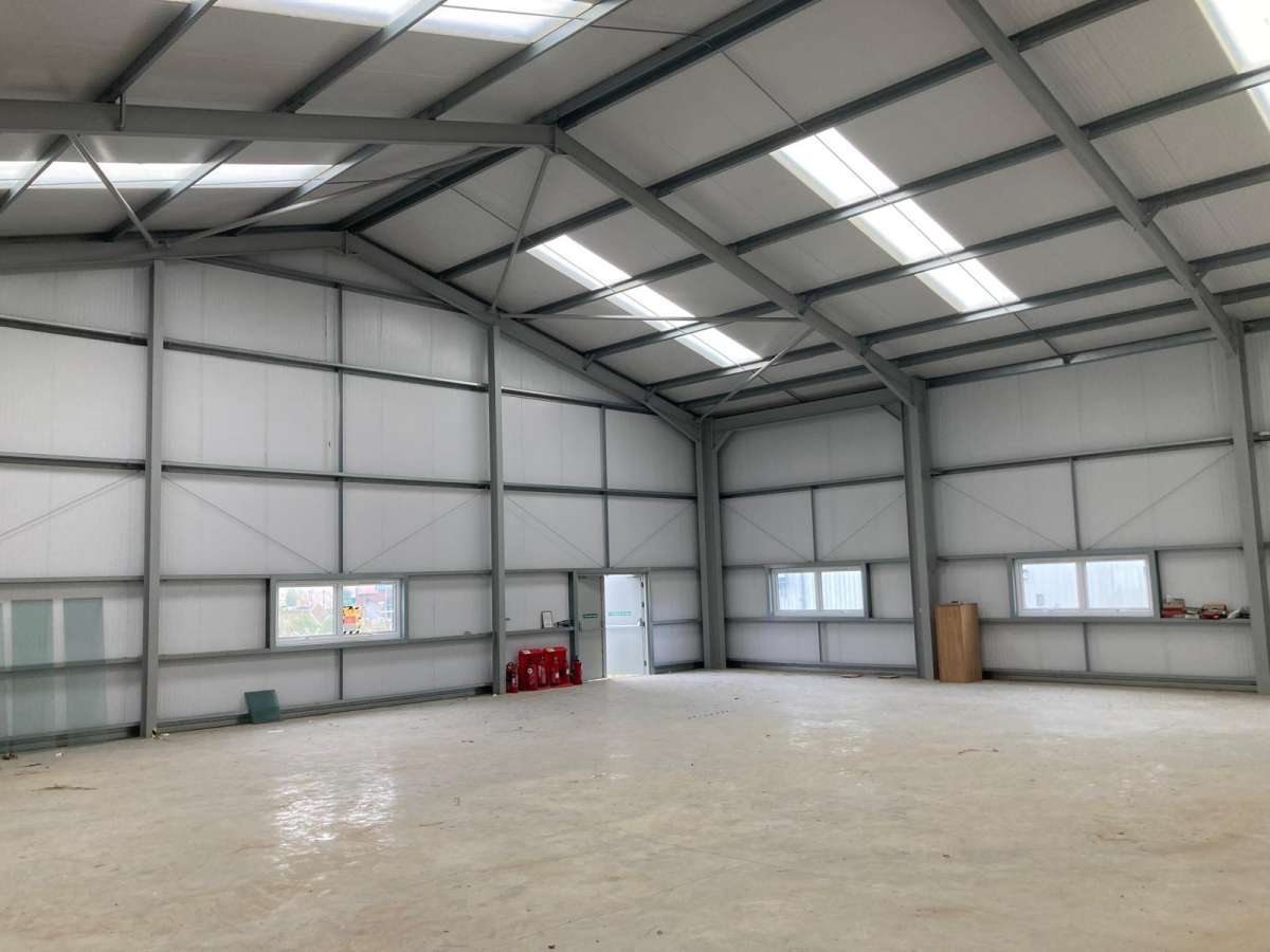 Industrial Unit in Fakenham - photo 2