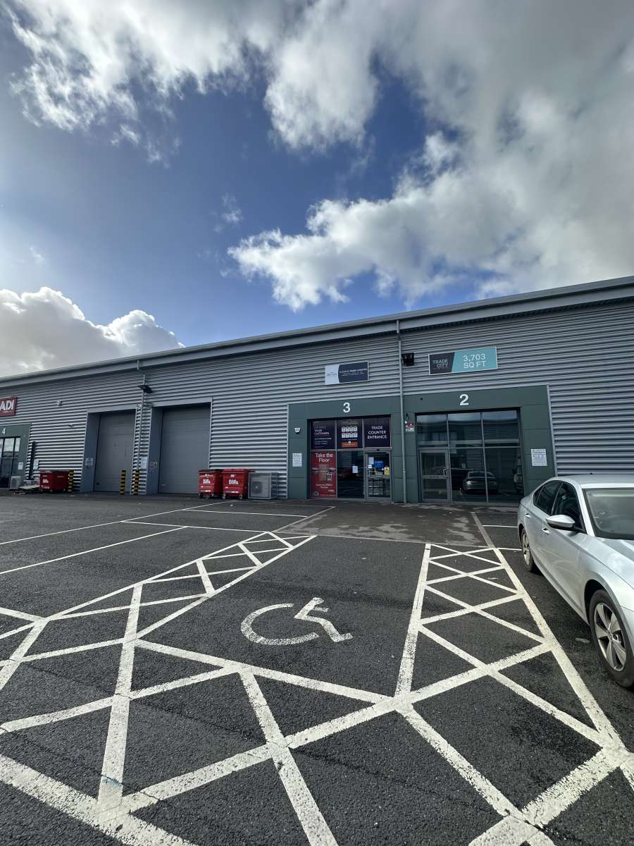 Industrial Unit To Let, Reading