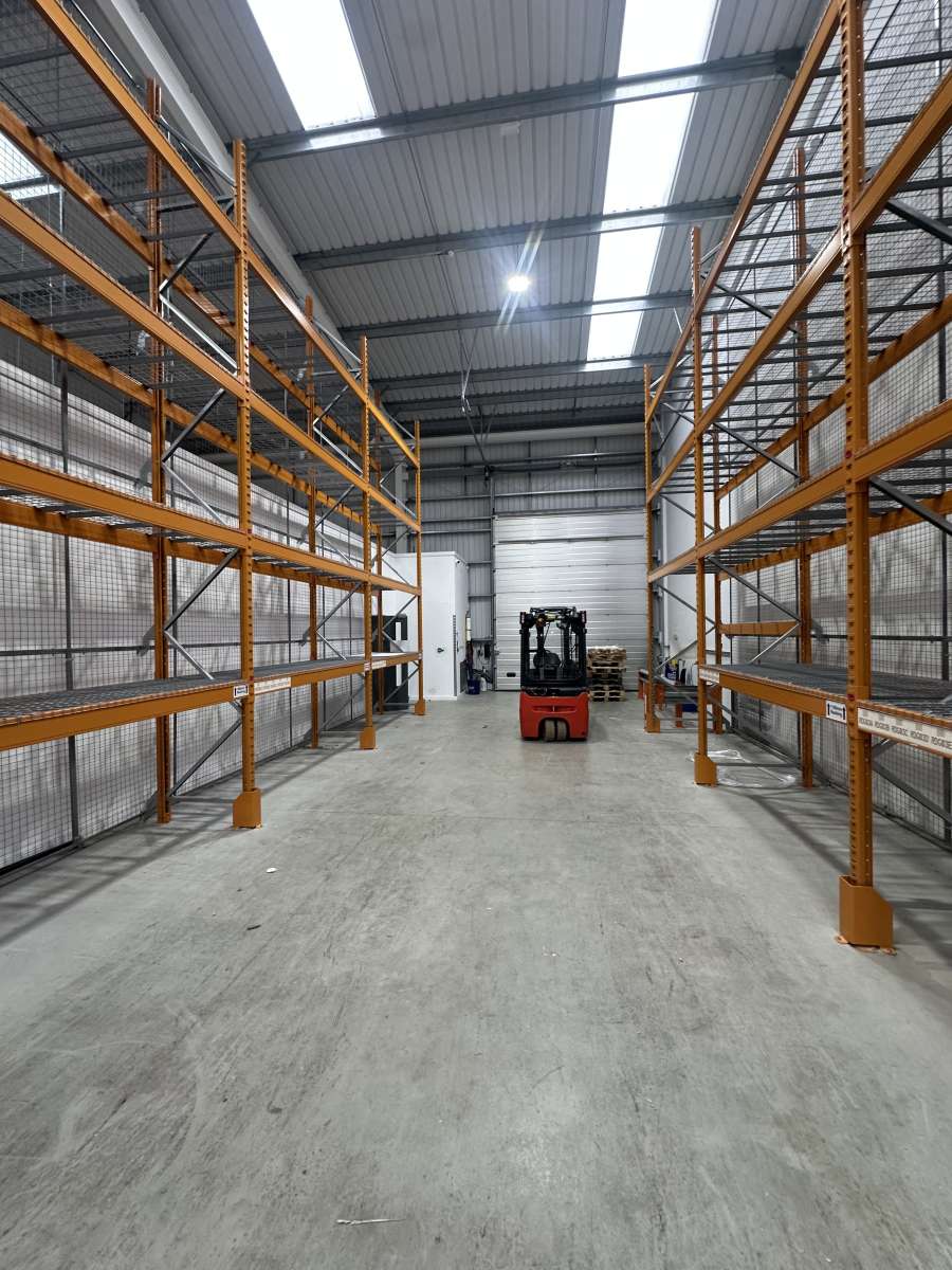 Industrial Unit in Reading - photo 4