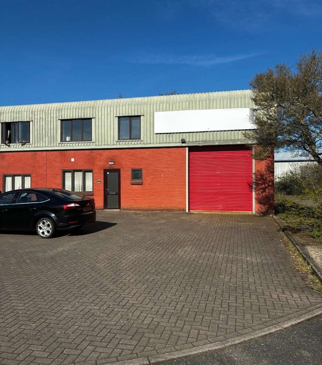 Industrial Unit To Let, Buckingham