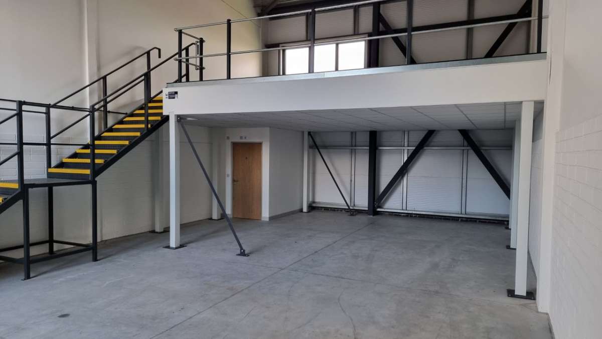 Industrial Unit in Exeter Airport - photo 4