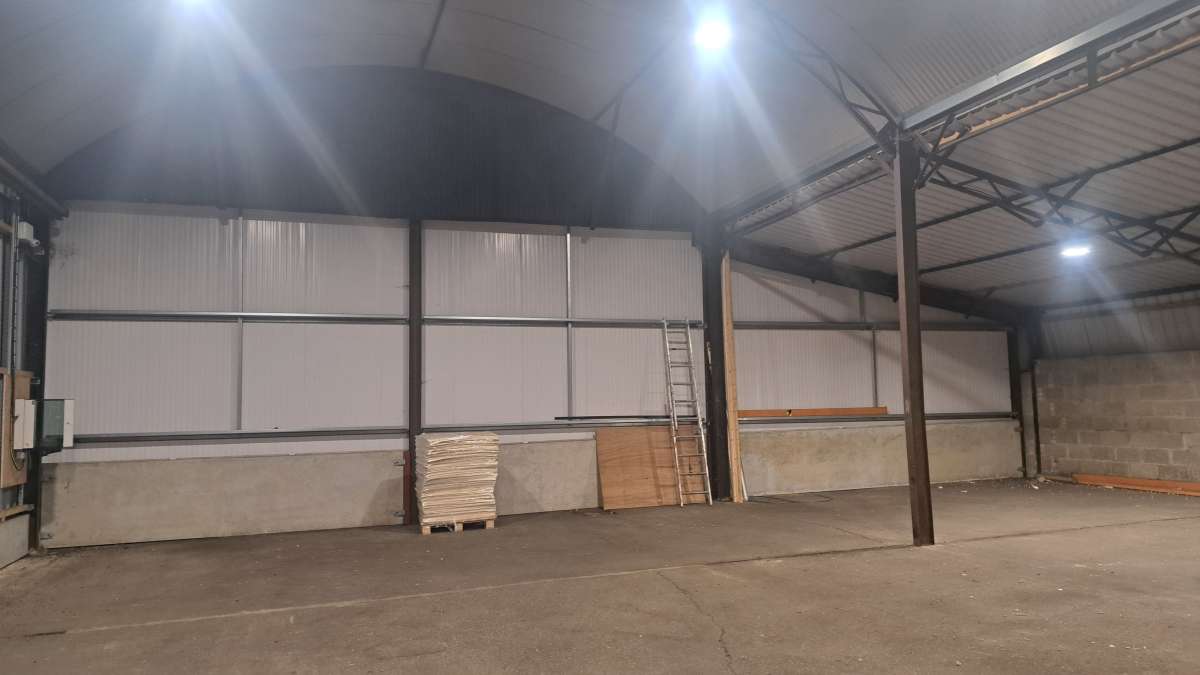 Industrial Unit in Great Staughton - photo 4