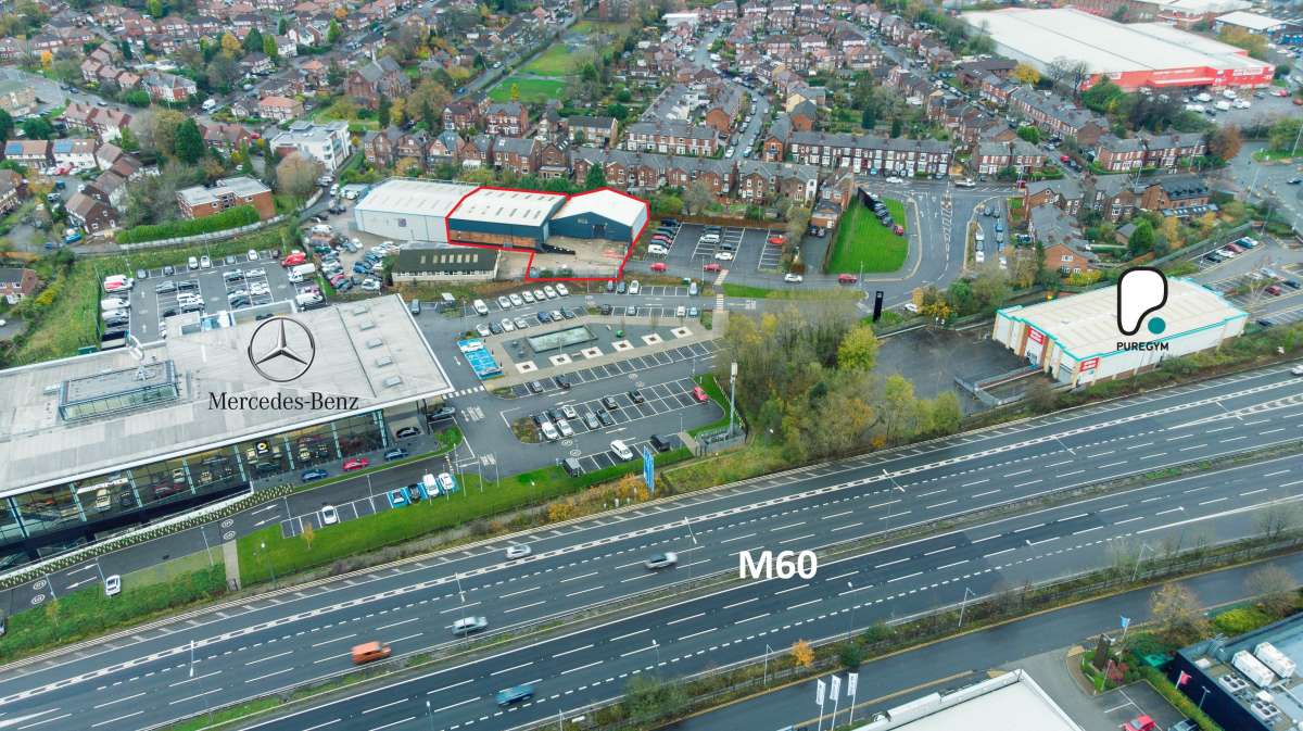 Industrial Unit in Stockport - photo 2