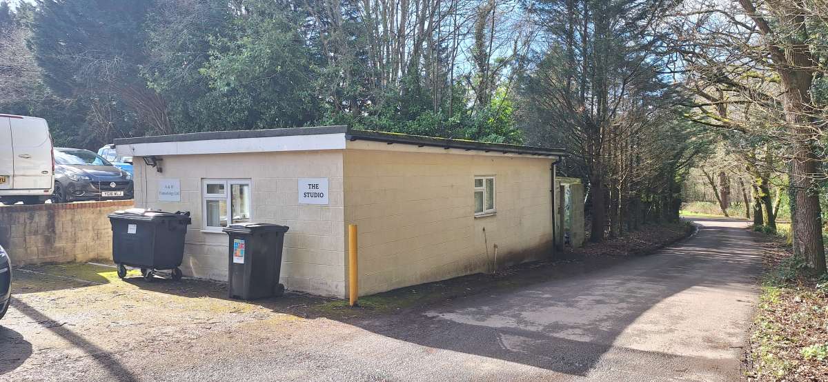 Industrial Unit To Let, Church Lane Estate