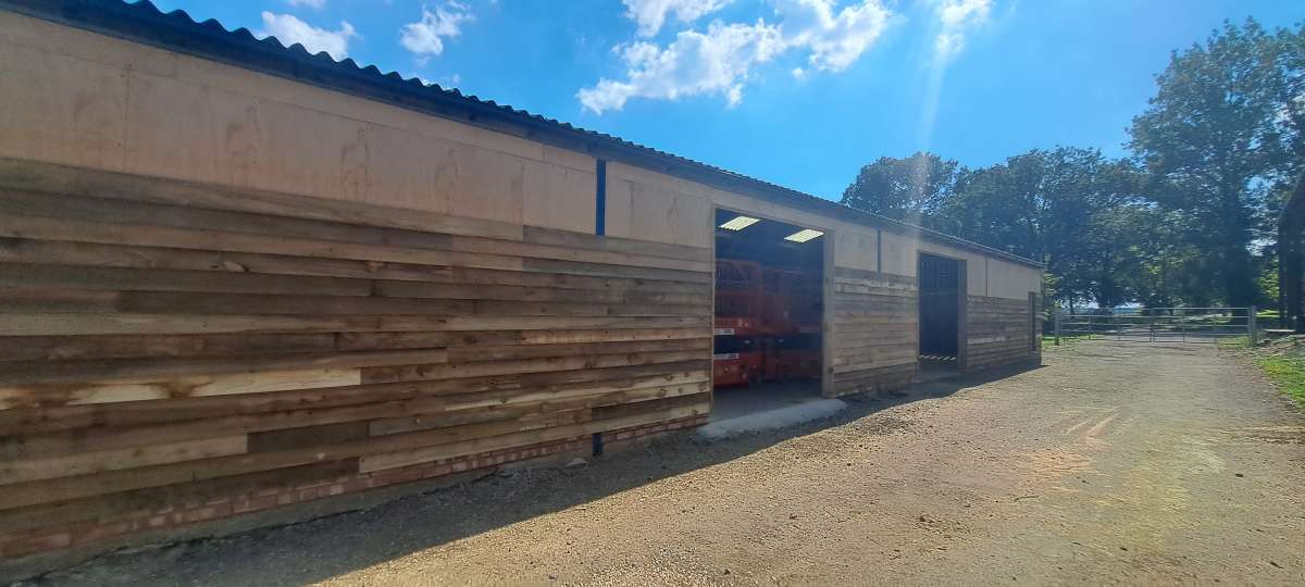 Industrial Unit To Let, Tyringham