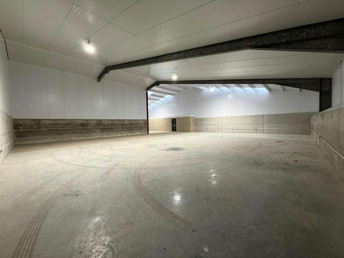 Industrial Unit in Southampton - photo 4