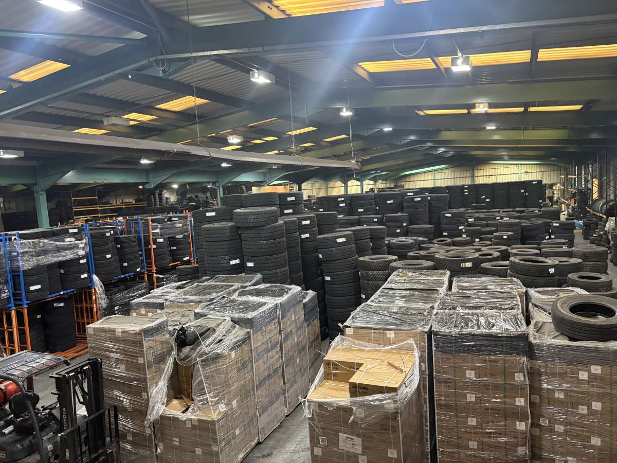 Industrial Unit in West Bromwich - photo 4