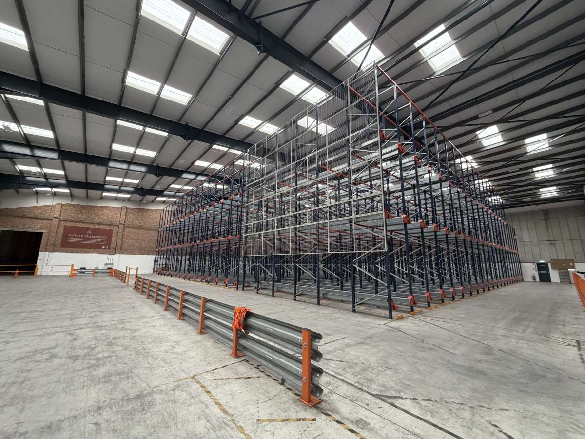 Industrial Unit in Harlow - photo 2
