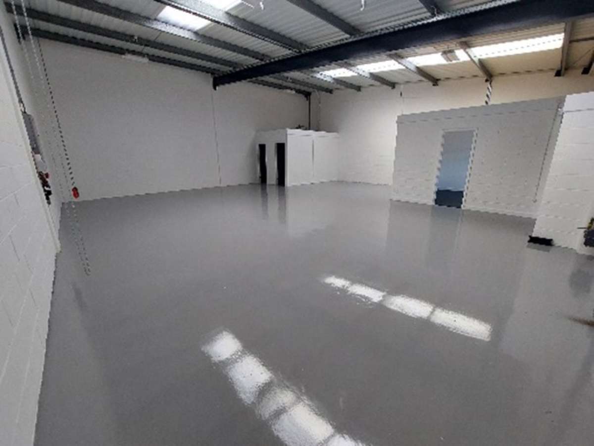 Industrial Unit in Worthing - photo 3