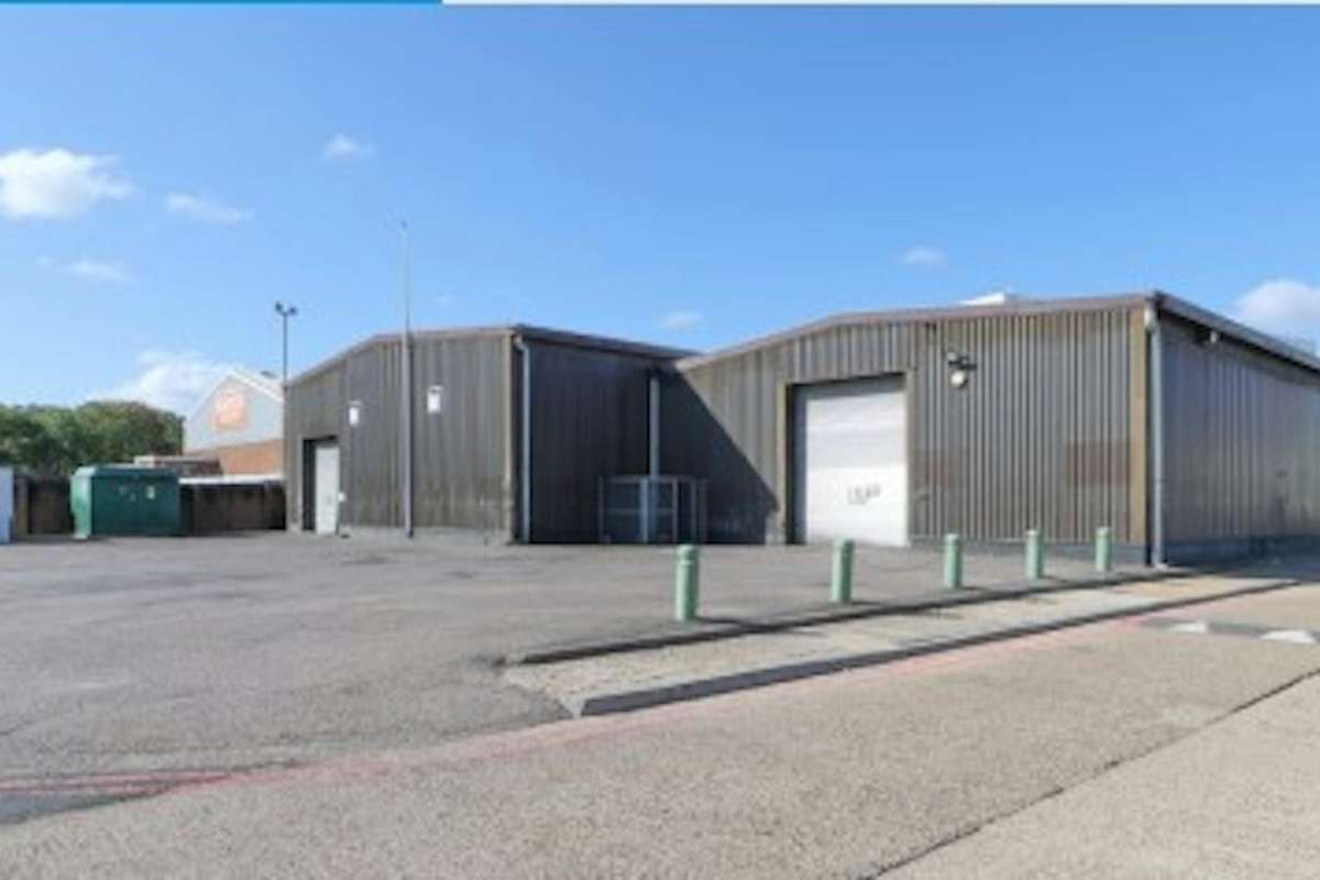 Industrial Unit in Sidcup - photo 4