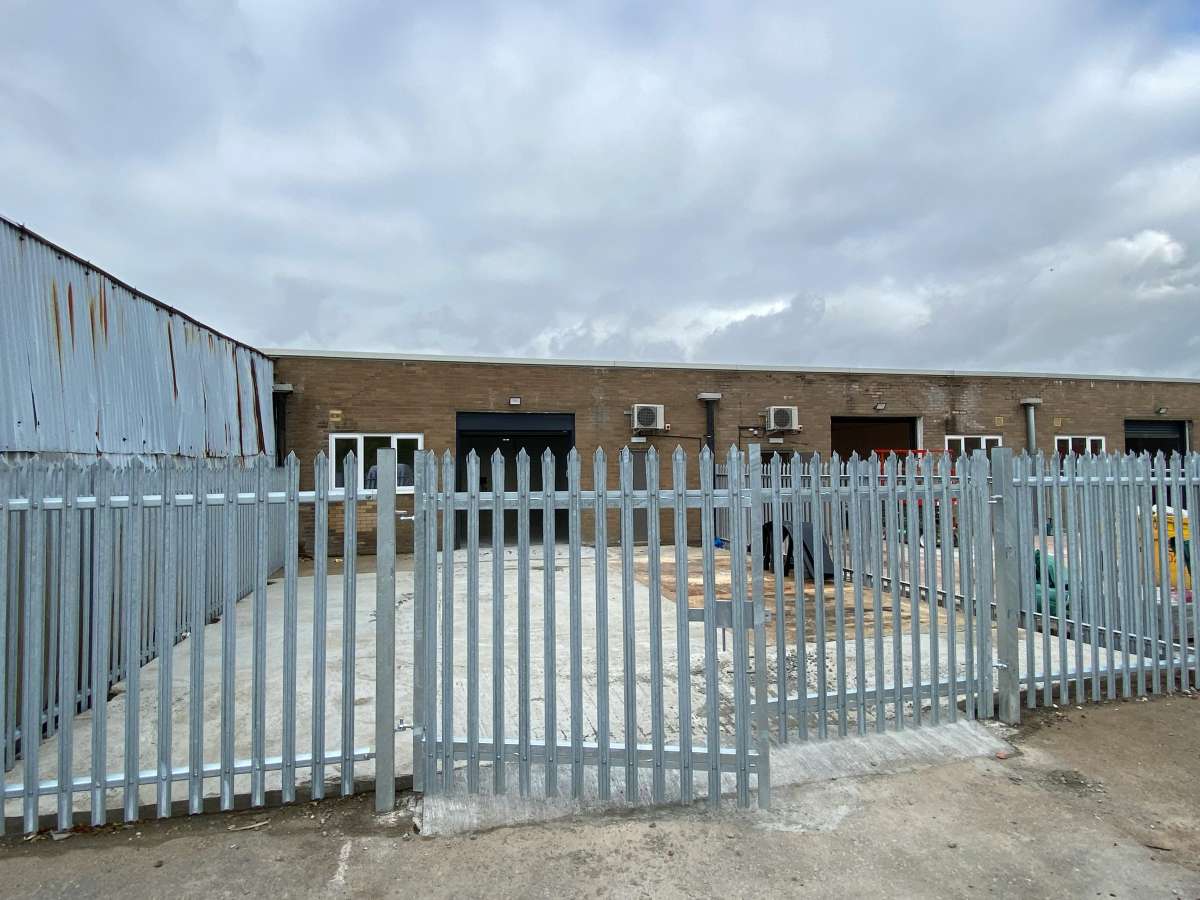 Industrial Unit in Sevenoaks - photo 2