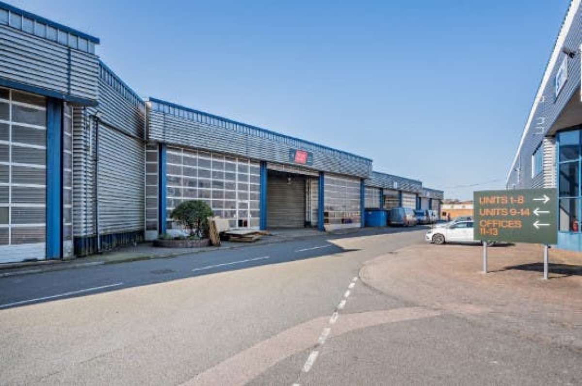 Industrial Unit in Paddock Wood - photo 3