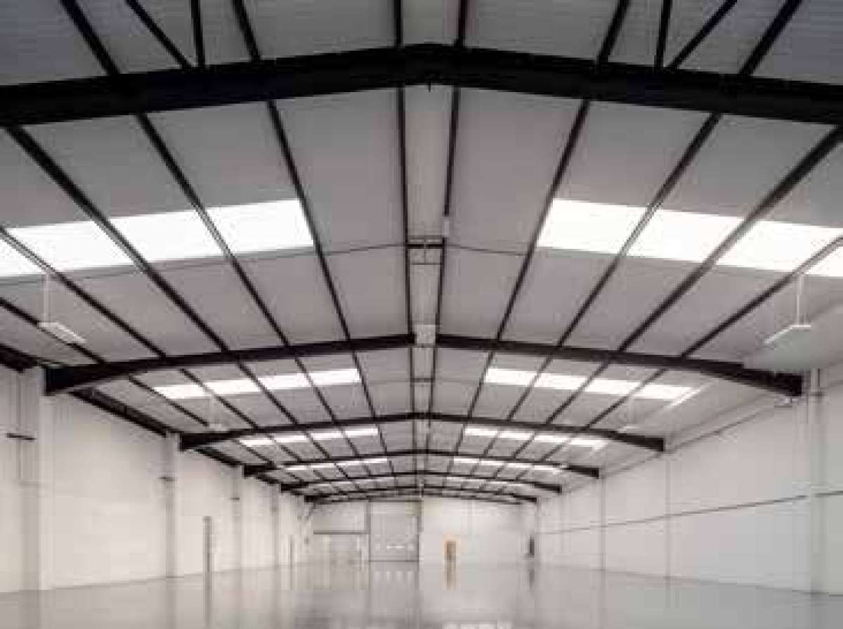 Industrial Unit in Crawley - photo 3